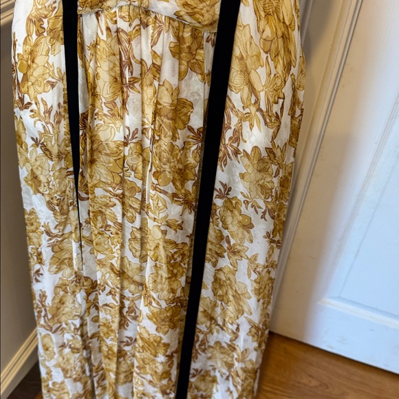 Zara Gold and Black Floral Maxi Dress - Picture 3 of 8